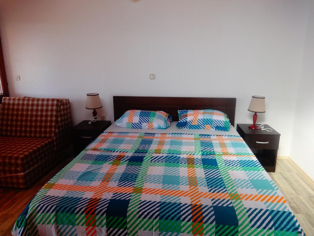 Karali Apartments Lagadin Exterior photo