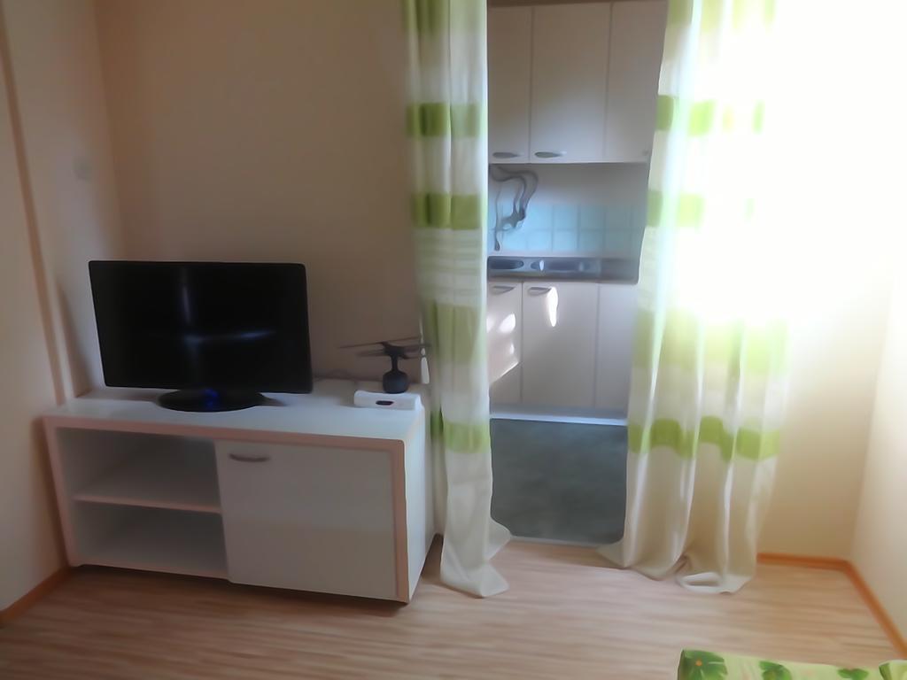 Karali Apartments Lagadin Exterior photo