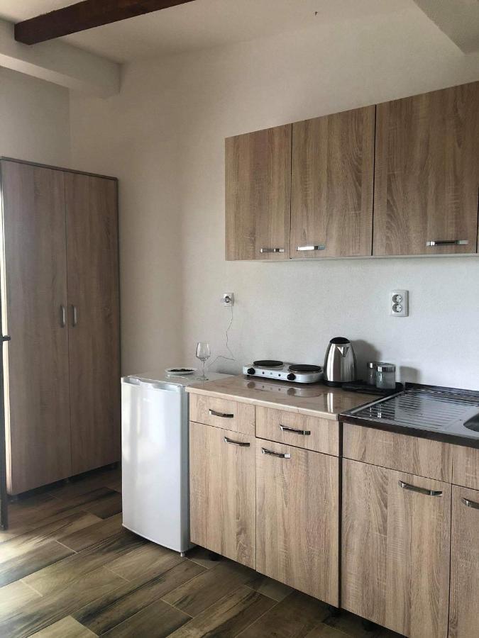 Karali Apartments Lagadin Exterior photo